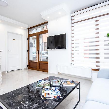 Guesthouse Bebek SJJ Eksteriør billede