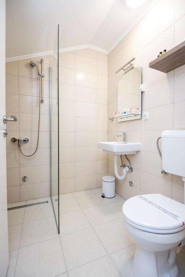 Guesthouse Bebek SJJ Eksteriør billede